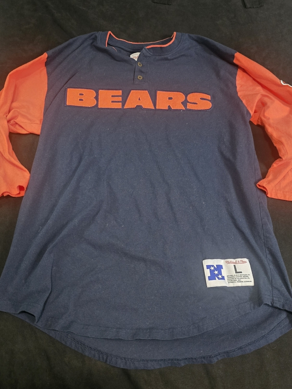 Men's Mitchell & Ness Navy Chicago Bears Franchise Player 3/4-Sleeve Henley L